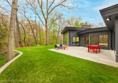 241 Melba Lane Highland Park IL 60035