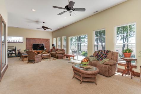 15785 Belfry Drive Bloomington IL 61705