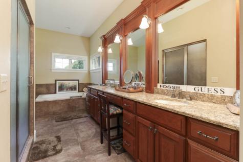 15785 Belfry Drive Bloomington IL 61705