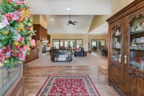 15785 Belfry Drive Bloomington IL 61705