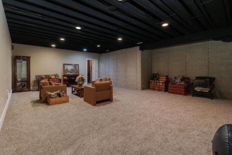15785 Belfry Drive Bloomington IL 61705