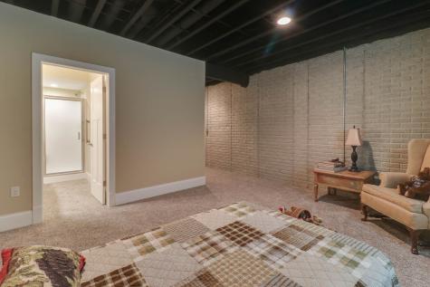 15785 Belfry Drive Bloomington IL 61705