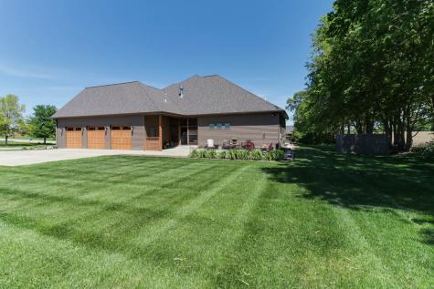 15785 Belfry Drive Bloomington IL 61705