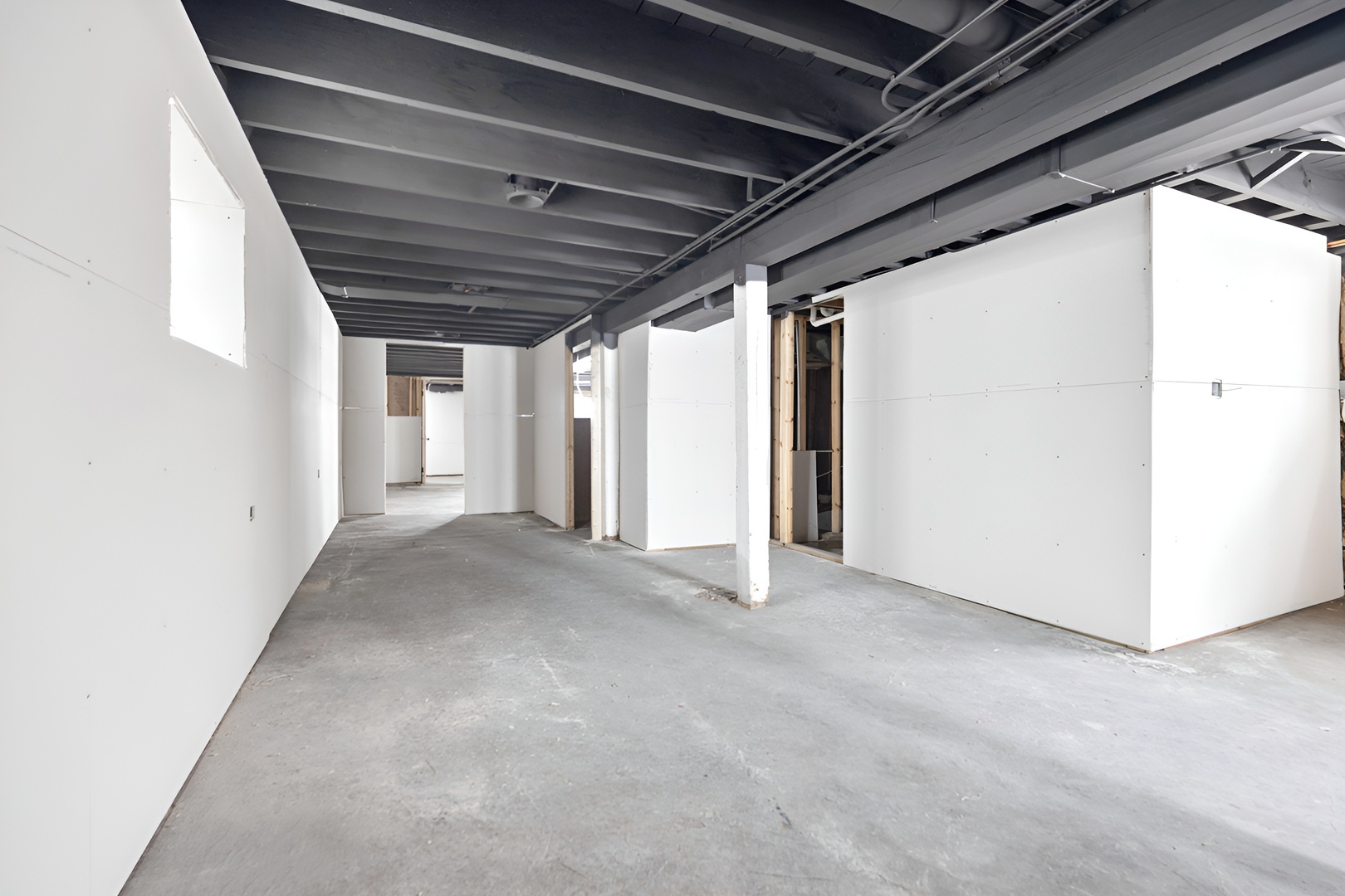 8528 South Escanaba Avenue Chicago IL 60617