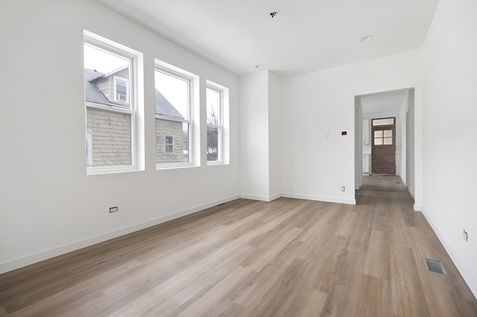 8528 South Escanaba Avenue Chicago IL 60617