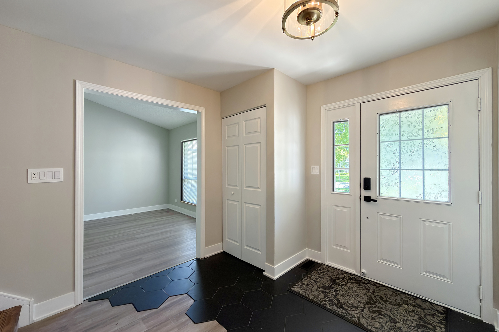 505 Tebay Place W Schaumburg IL 60194