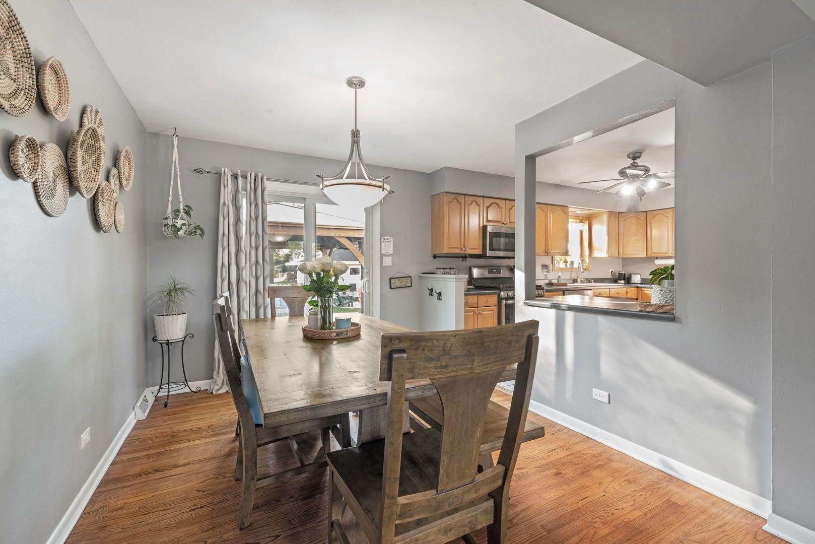 216 South Edgewood Avenue Lombard IL 60148