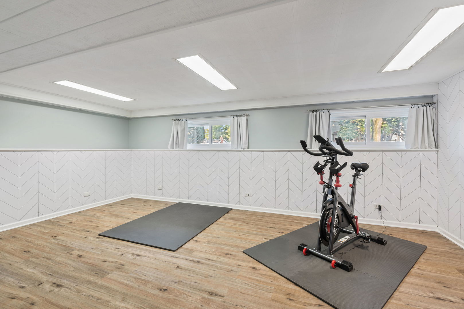 216 South Edgewood Avenue Lombard IL 60148