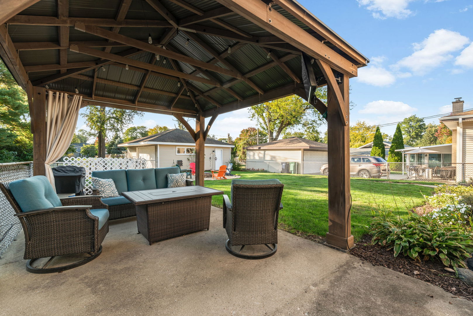 216 South Edgewood Avenue Lombard IL 60148