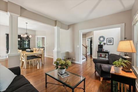 676 Framingham Court Gurnee IL 60031
