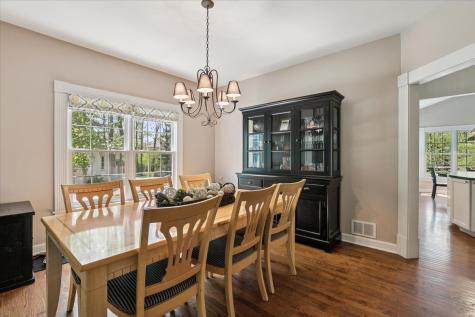 676 Framingham Court Gurnee IL 60031