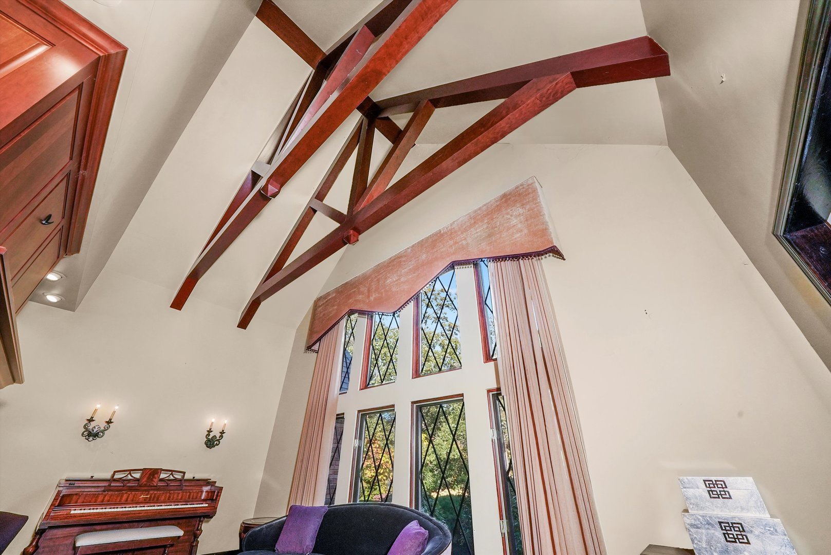 23W121 Kings Court Glen Ellyn IL 60137