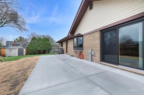 21W301 Par Lane Itasca IL 60143