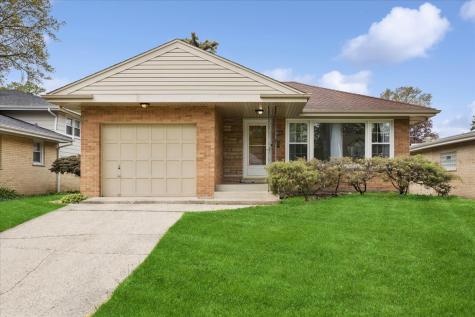 748 North Rohde Avenue Hillside IL 60162