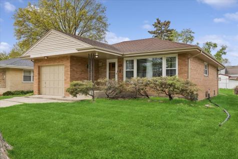 748 North Rohde Avenue Hillside IL 60162