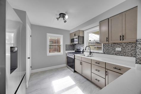 10626 South Lowe Avenue Chicago IL 60628