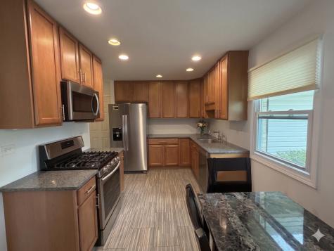 852 East Anderson Drive Palatine IL 60074