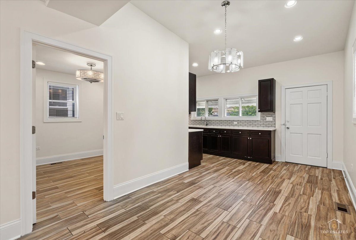 2617 North Springfield Avenue Chicago IL 60647