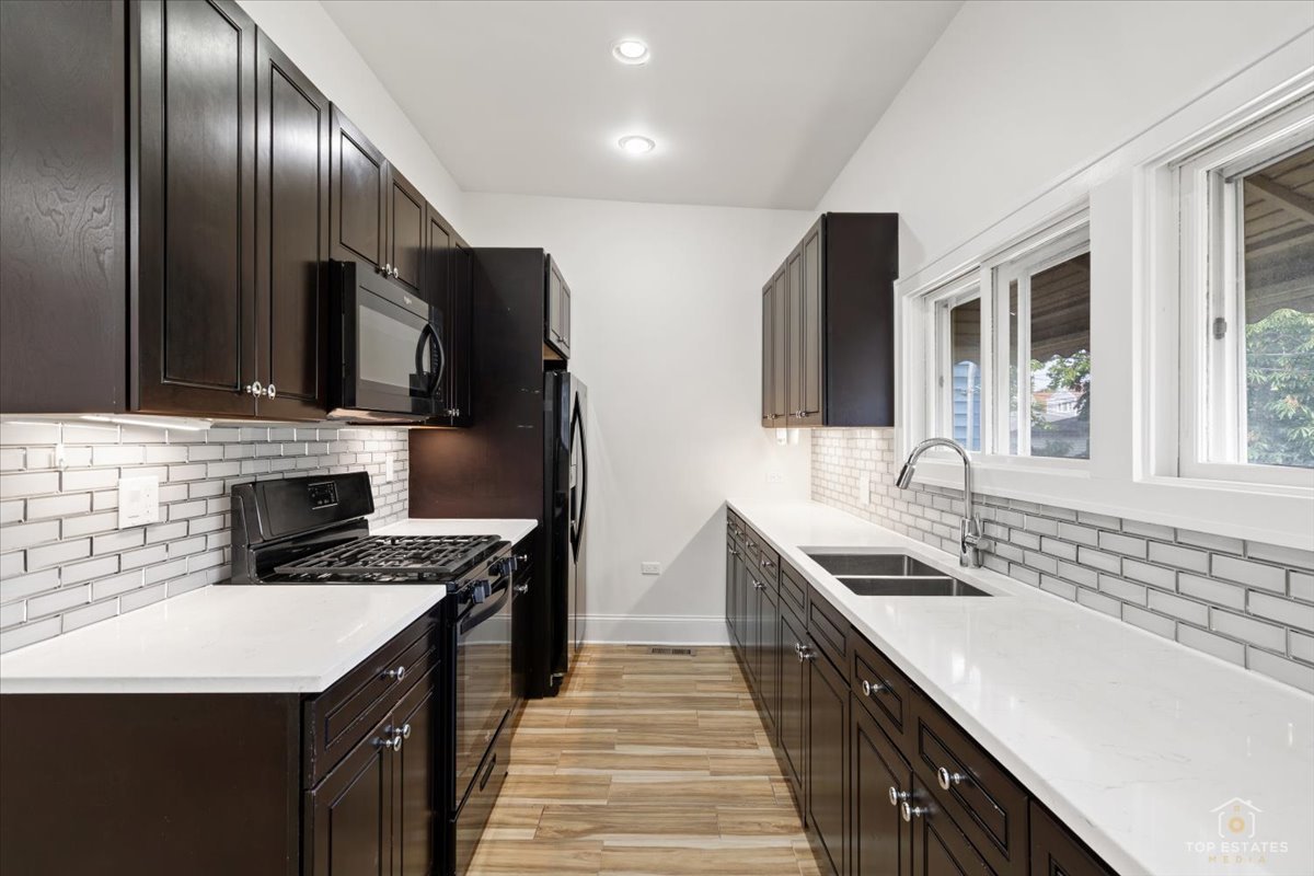 2617 North Springfield Avenue Chicago IL 60647