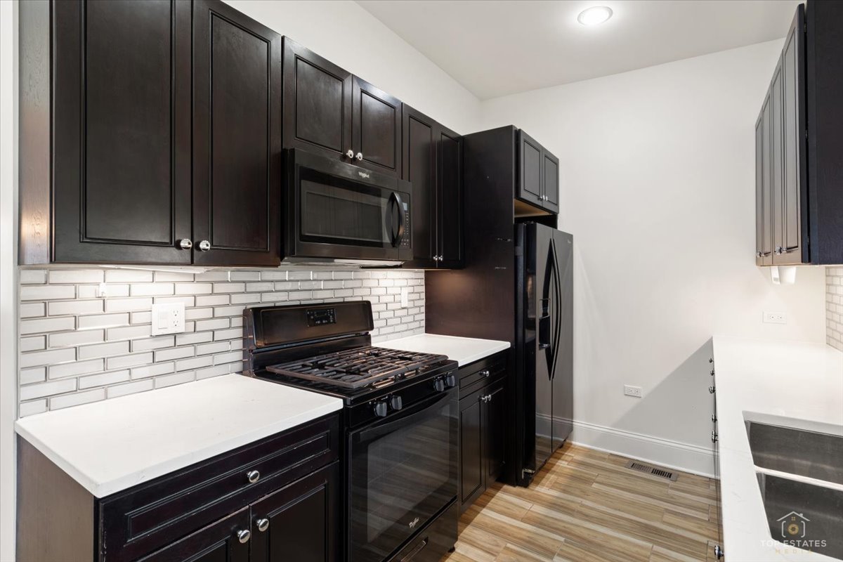 2617 North Springfield Avenue Chicago IL 60647