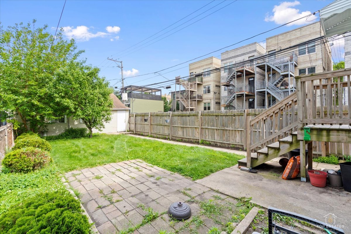 2617 North Springfield Avenue Chicago IL 60647