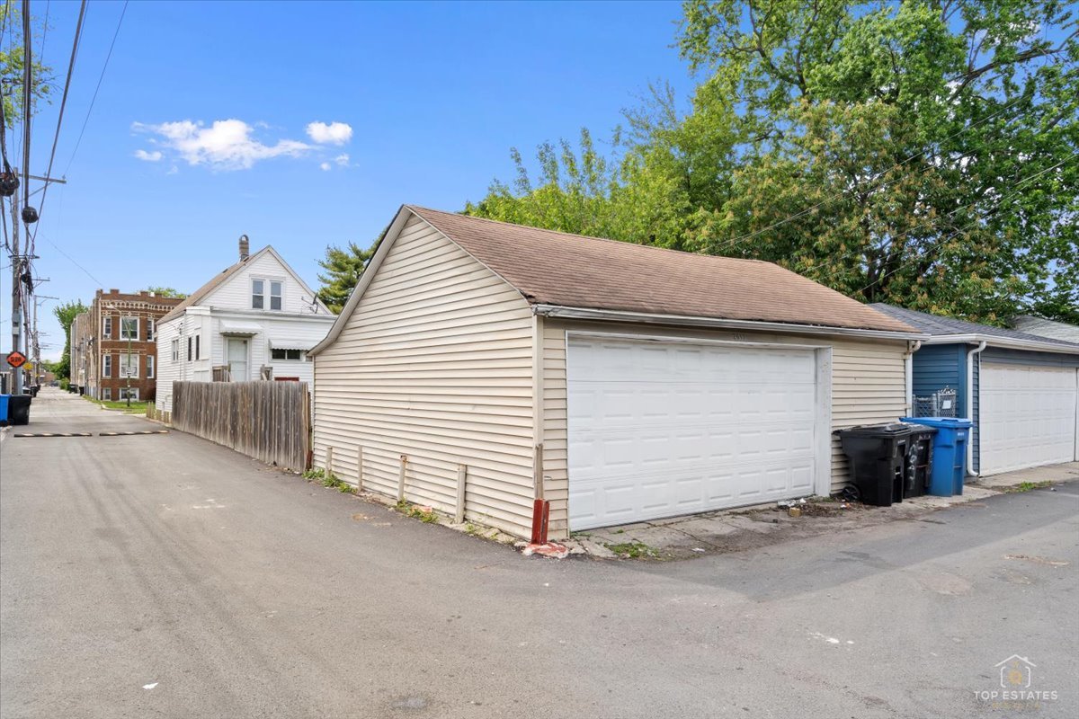 2617 North Springfield Avenue Chicago IL 60647