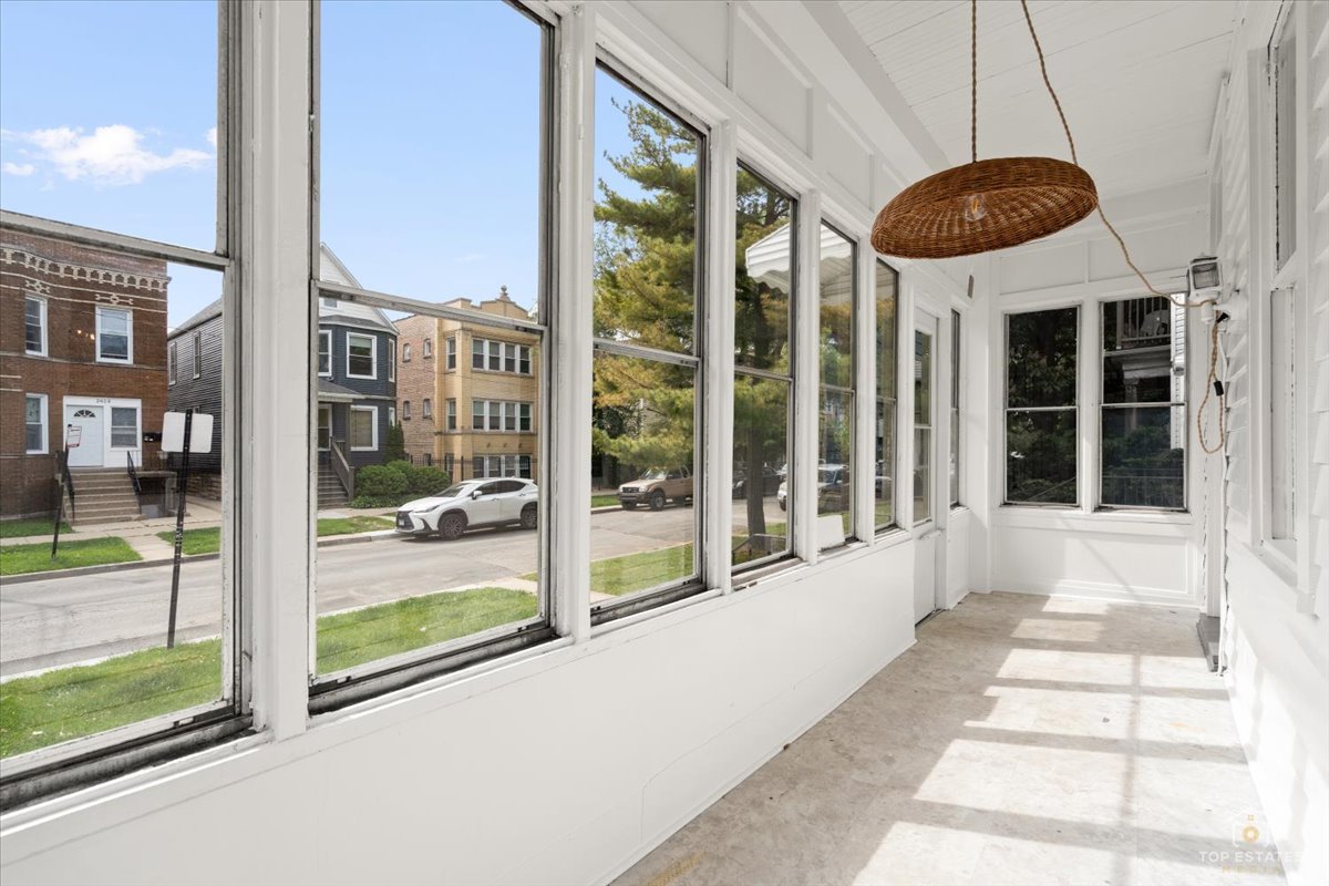 2617 North Springfield Avenue Chicago IL 60647