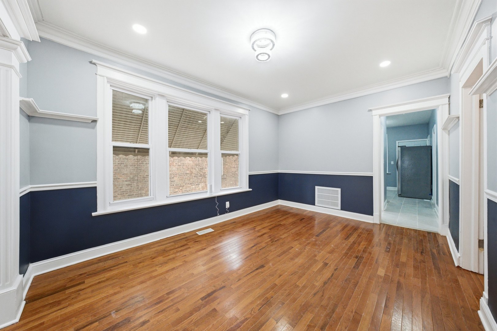 7544 South Eberhart Avenue Chicago IL 60619