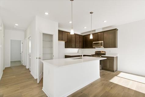 343 Kingsport Drive South Elgin IL 60177