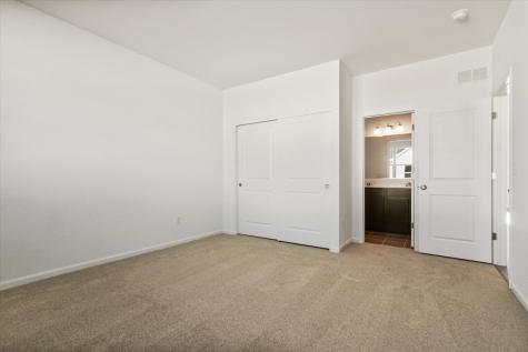 343 Kingsport Drive South Elgin IL 60177