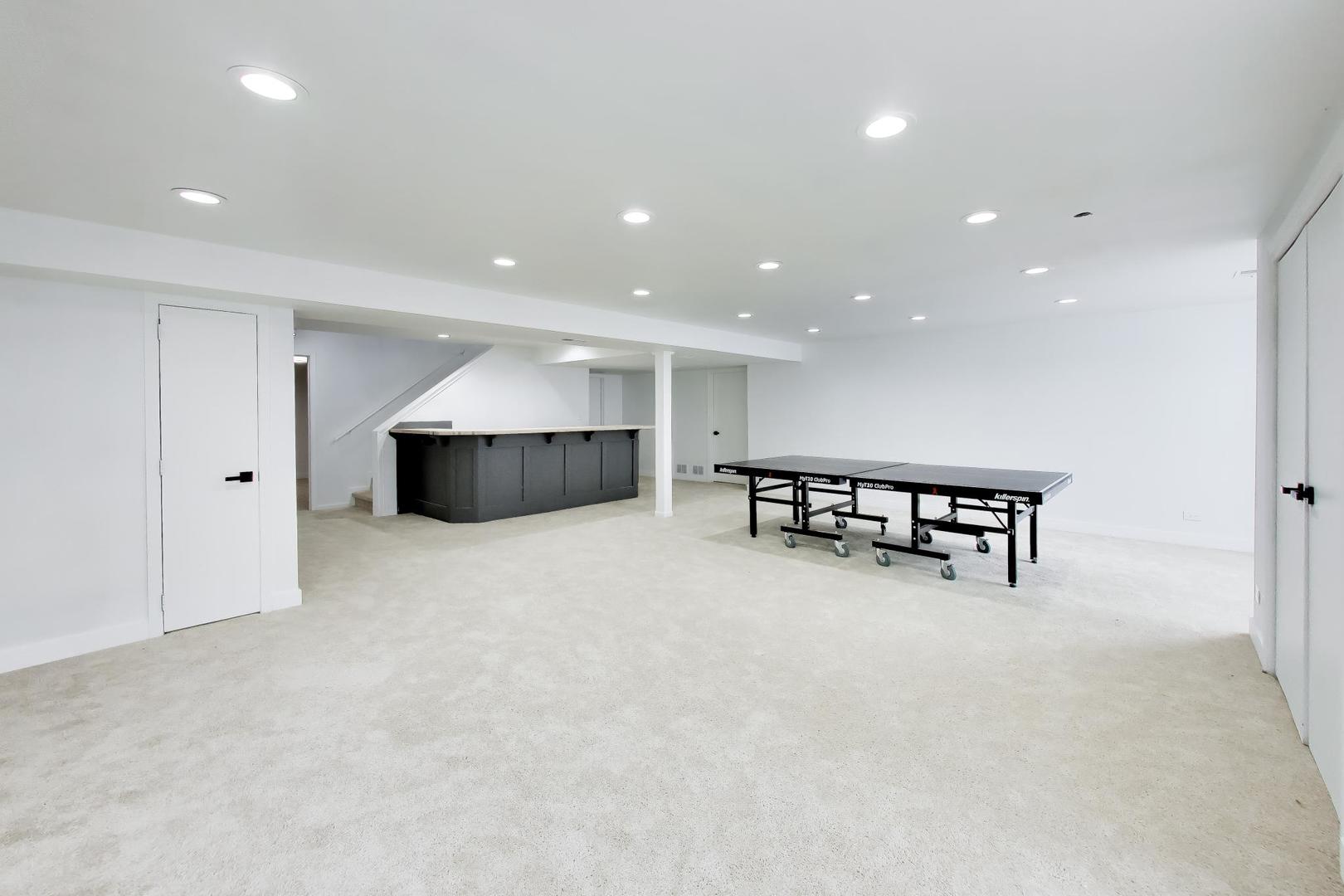 8S510 Oxford Lane Naperville IL 60565