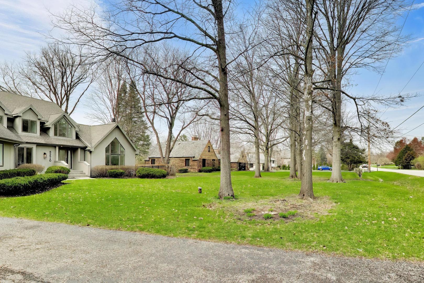 8S510 Oxford Lane Naperville IL 60565