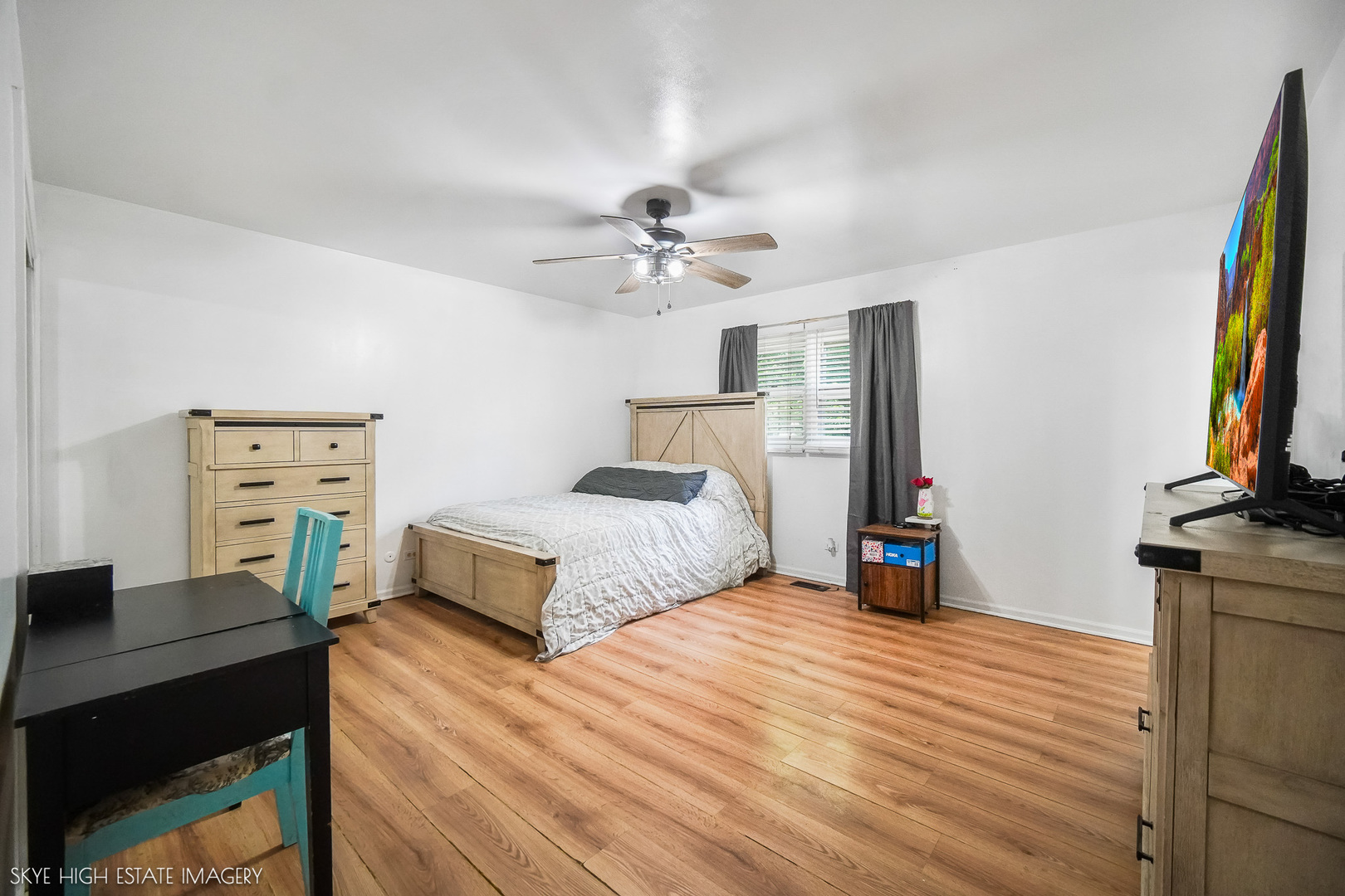 28W516 Leverenz Road Naperville IL 60564