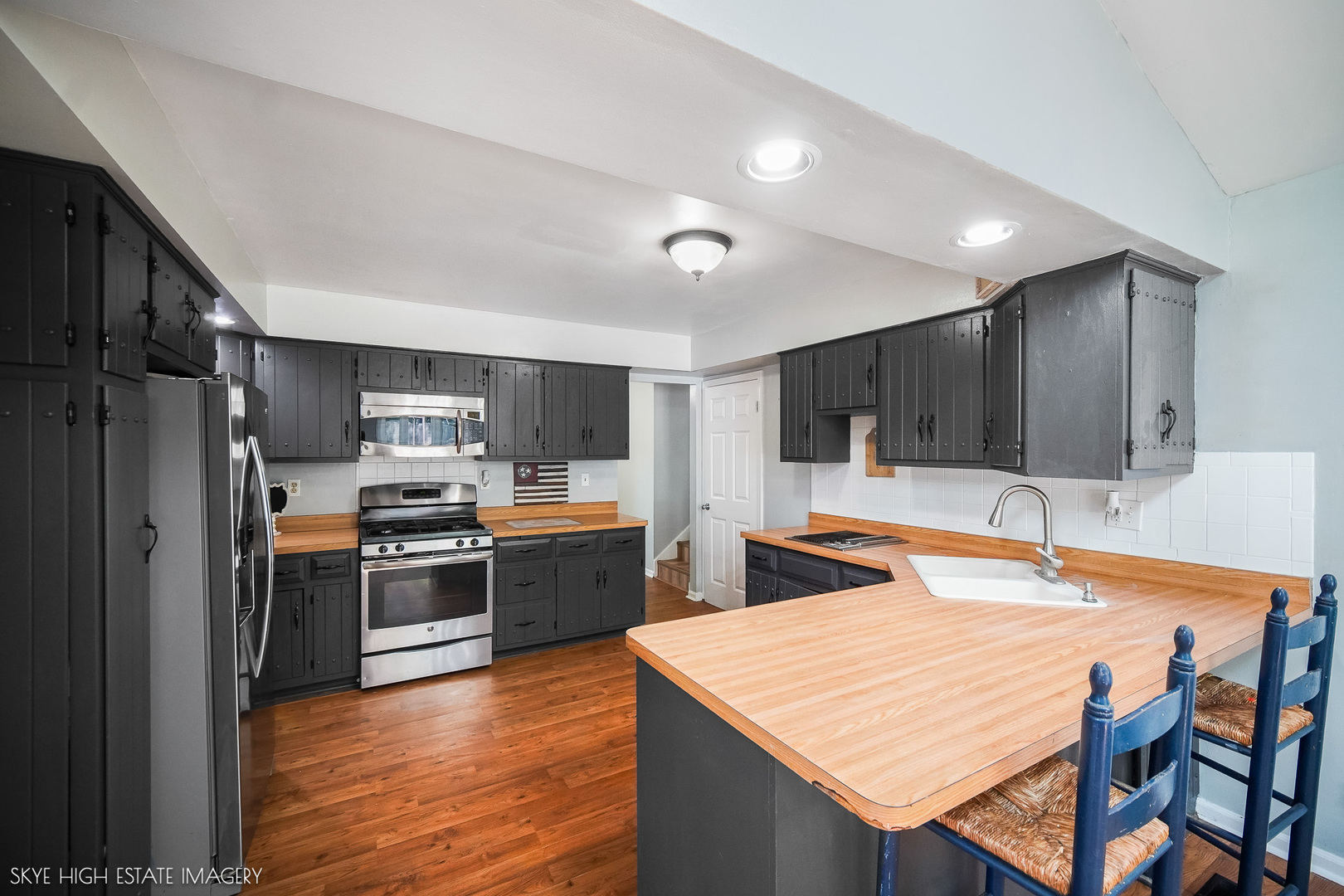 28W516 Leverenz Road Naperville IL 60564