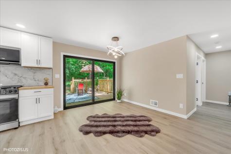 35W302 Pinelands Road St. Charles IL 60174