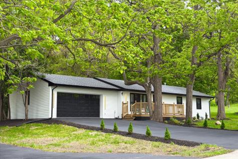 35W302 Pinelands Road St. Charles IL 60174