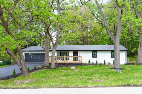 35W302 Pinelands Road St. Charles IL 60174
