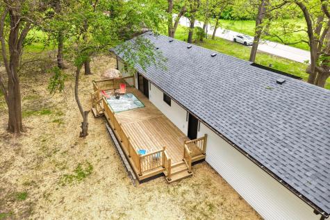35W302 Pinelands Road St. Charles IL 60174