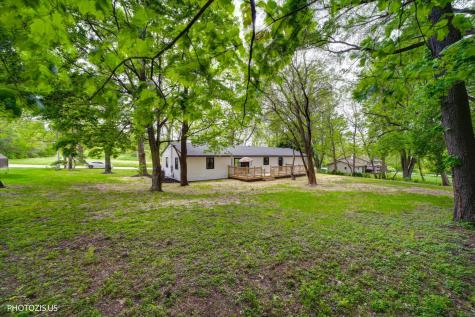 35W302 Pinelands Road St. Charles IL 60174