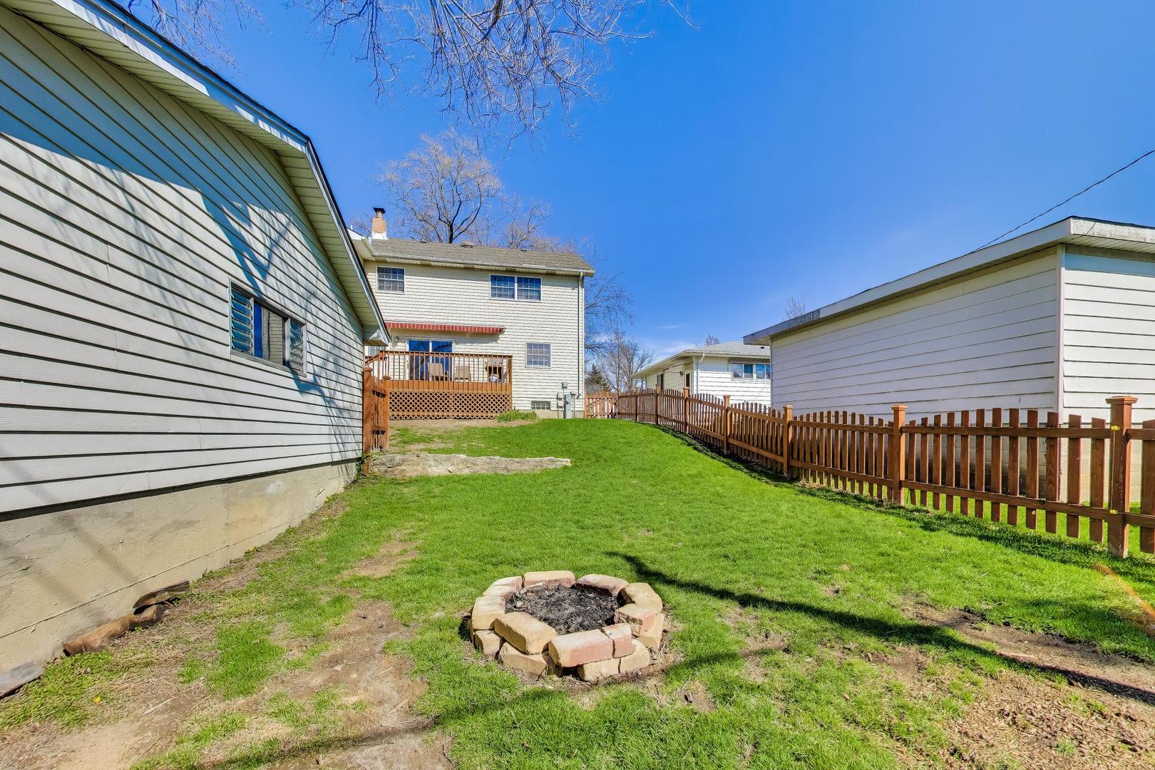 798 South Linden Avenue Elmhurst IL 60126