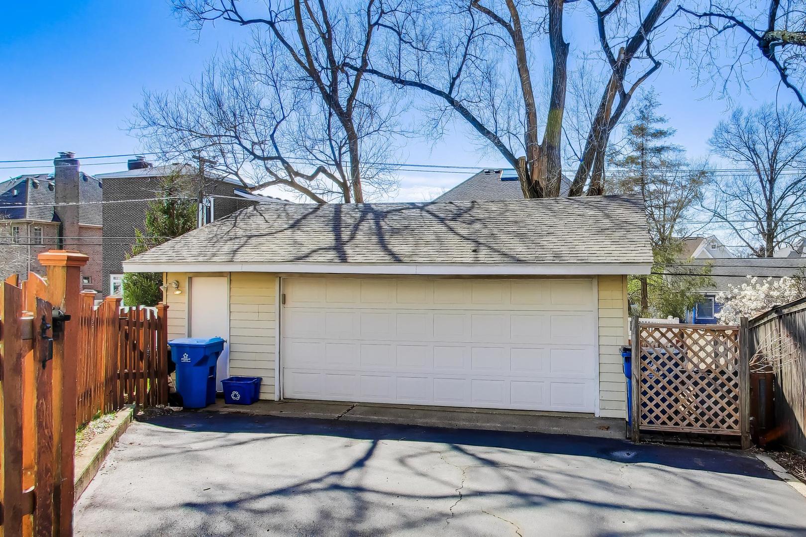798 South Linden Avenue Elmhurst IL 60126