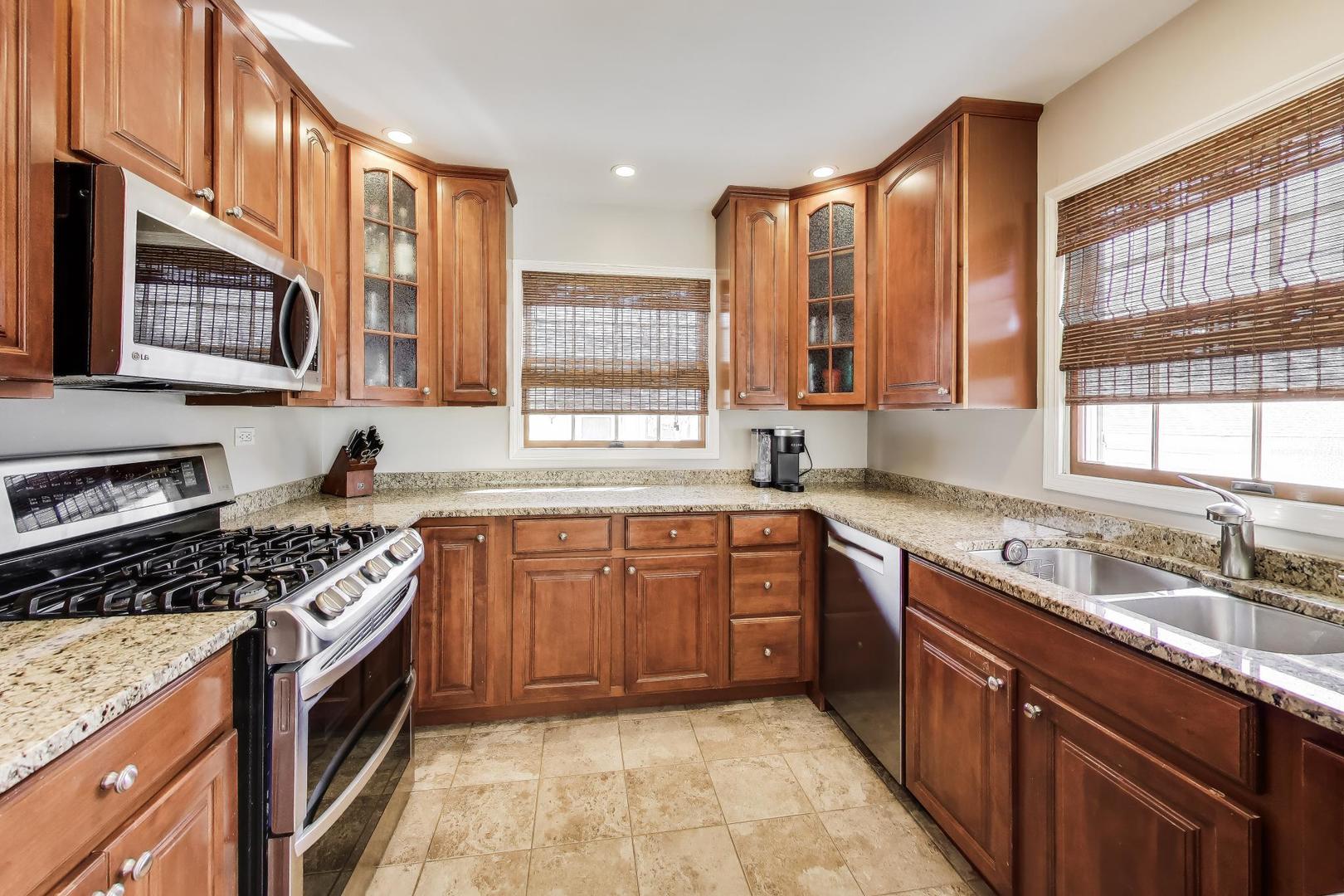 798 South Linden Avenue Elmhurst IL 60126
