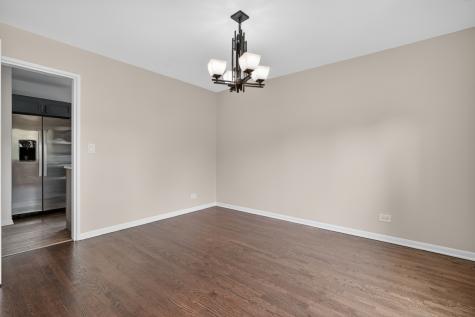 208 Pine Street Deerfield IL 60015