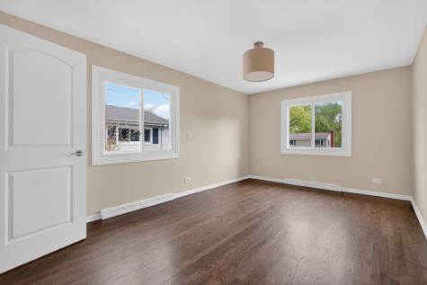 208 Pine Street Deerfield IL 60015