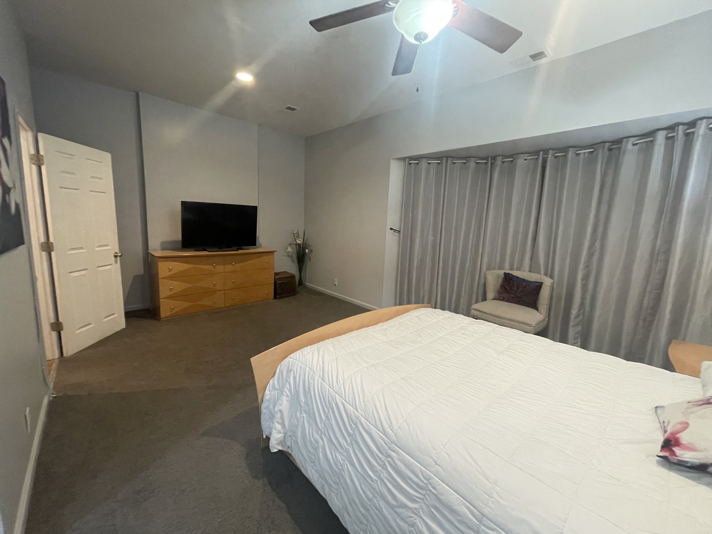 1502 East Marquette Road Chicago IL 60637