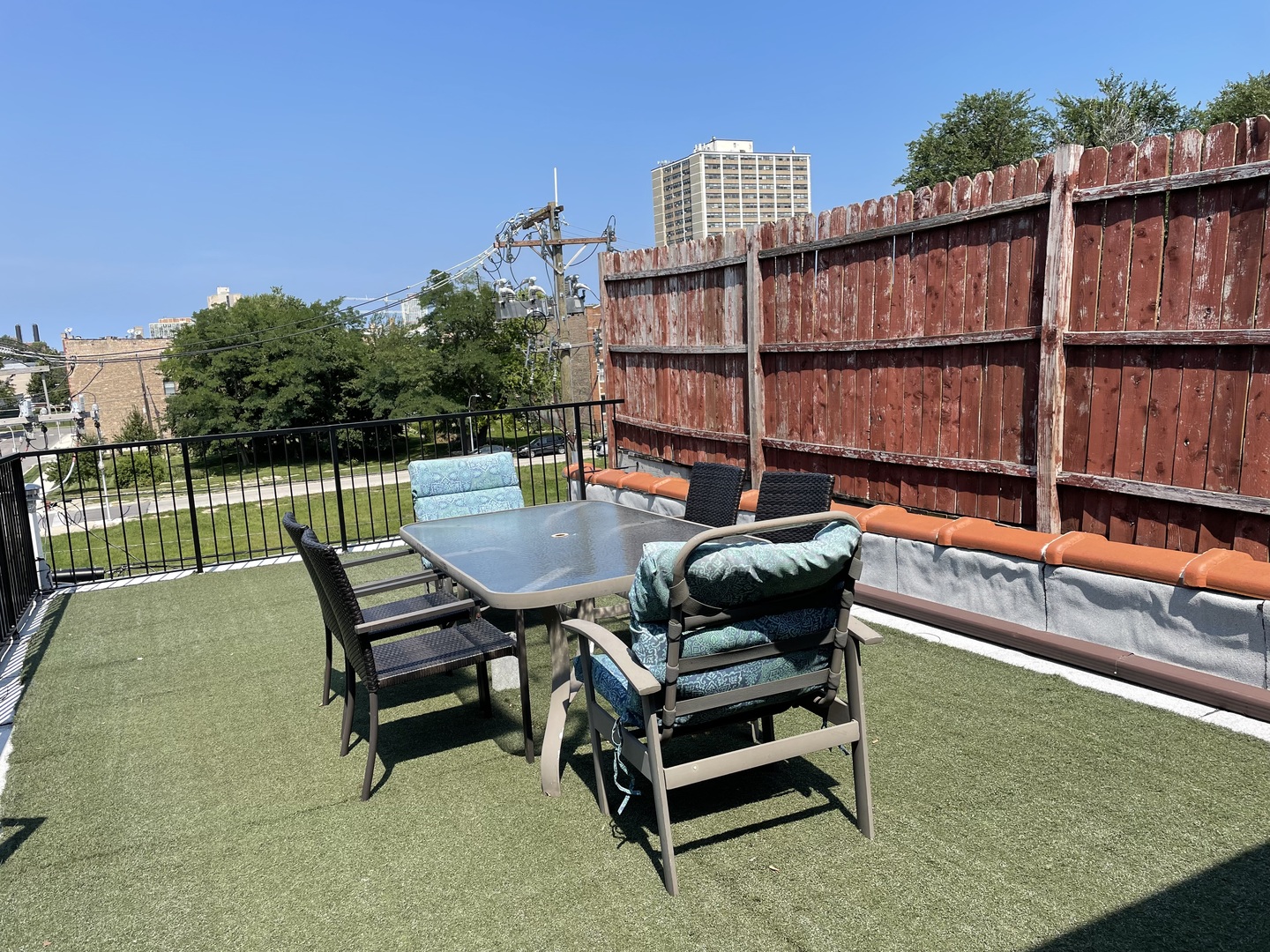 1502 East Marquette Road Chicago IL 60637