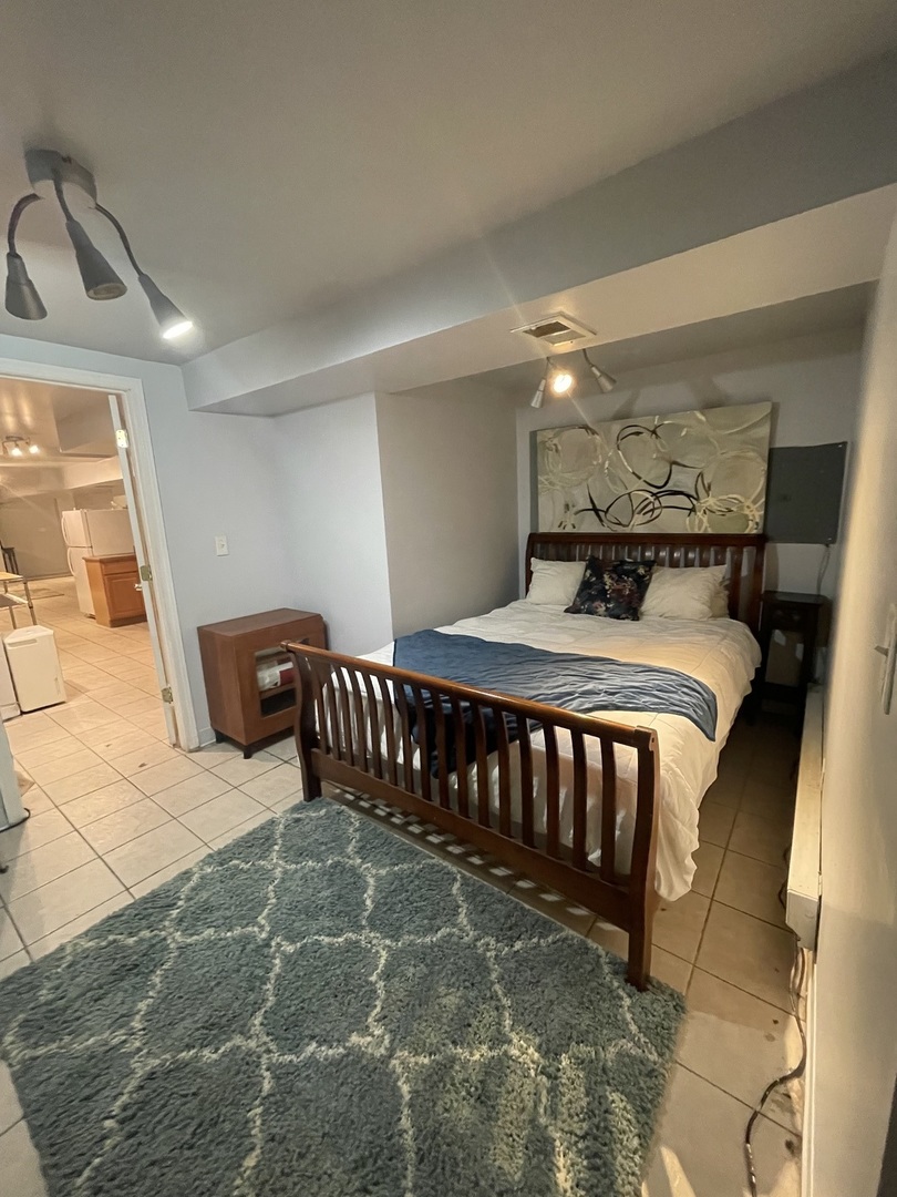 1502 East Marquette Road Chicago IL 60637