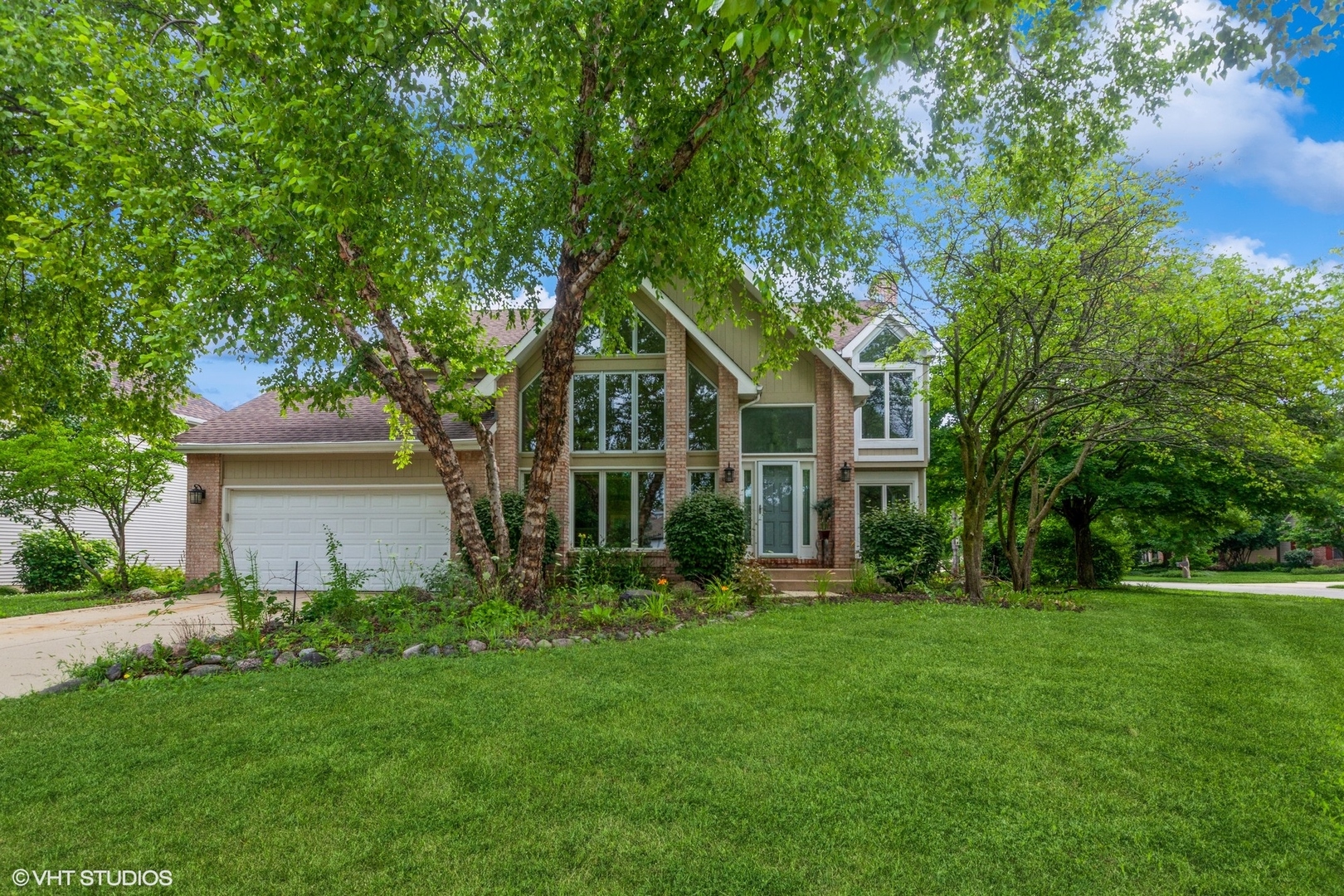 954 Black Walnut Drive Sugar Grove IL 60554