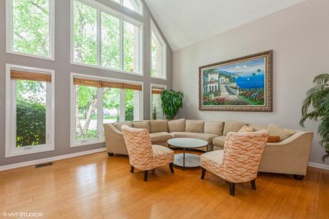 954 Black Walnut Drive Sugar Grove IL 60554