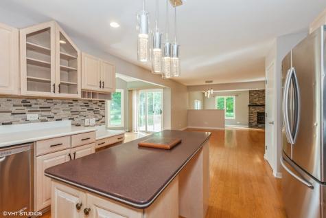 954 Black Walnut Drive Sugar Grove IL 60554